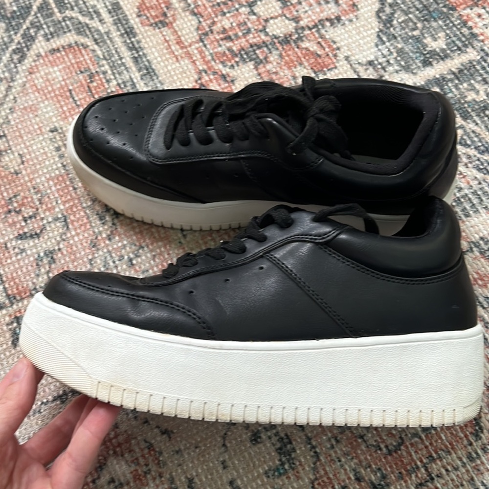 Steve Madden Leather Platform Sneakers